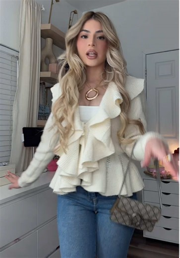 Stylish Dinner Outfit Ideas to Inspire Your Next Look