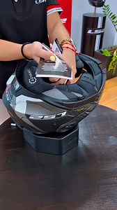 LS2 FF901 ADVANT X CARBON: O TOPO DA SEGURANÇA E TECNOLOGIA! 🔝 https://qensevz.club/products/ls2-ff901-advant-x-carbon 🌟 Extremamente leve com estrutura em fibra de carbono. 🛡️ Proteção superior e aerodinâmica avançada. 💨 Ventilação otimizada e visor Pinlock® incluso. Para quem exige máximo desempenho e segurança na estrada. 🏍️⚡ Experimente o futuro do equipamento! #LS2 #FF901 #Carbono #CapaceteMoto #SegurançaNoTrânsito #Tecnologia | Qensevz-US