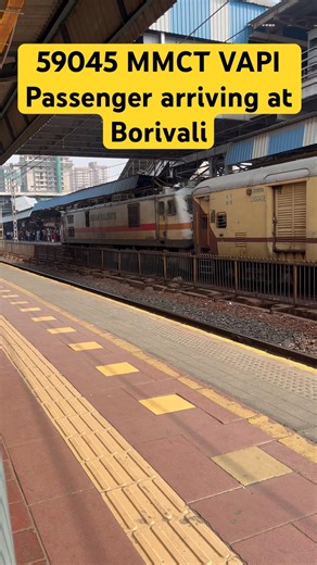 Vapi Passenger arriving at Borivali #indianrailways #ytshorts #train #newshorts