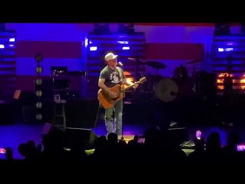 AARON LEWIS - AM I THE ONLY ONE? (Live In TX) - plus "F JOE BIDEN"/"AMERICAN HISTORY CLASS"