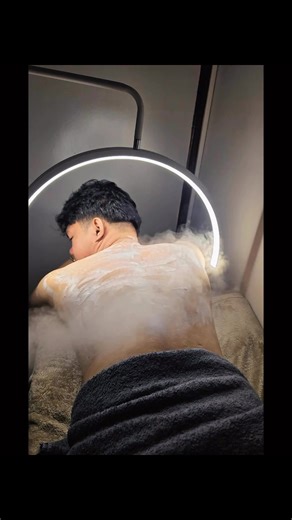 Struggling with back acne? You’re not alone—and you don’t have to keep hiding it. Our expert-backed treatment gently exfoliates, unclogs pores, and restores your skin’s natural clarity. Get ready for smooth, breakout-free skin you’ll love! Book an appointment now! #acnetreatment #lemonslimming #acne #Glutathione #glutadrip #glutapush #wartsremoval #mesolipo #hifu #exilis #RF #laserhairremoval #carbon #facial #massagetherapy #antiaging | HappySkin Aesthetic & Wellness Services