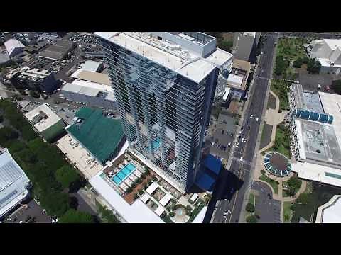Take a Tour of Symphony Honolulu: A Luxury Condominium Located in Honolulu's Kakaako Neighborhood