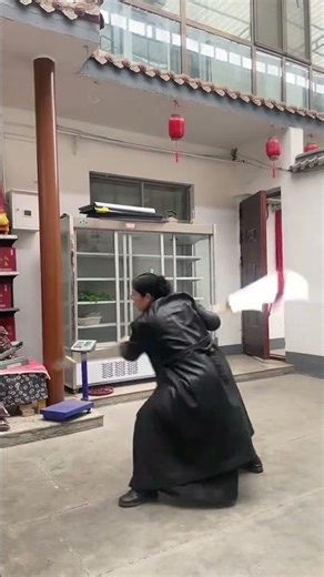 Unveiling the Mystique of Green Dragon Crescent Blade: A Journey with Zao Meizi Liu