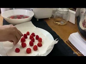 How to Clean Berries Properly 🍓 | Remove Worms, Dirt & Pesticides