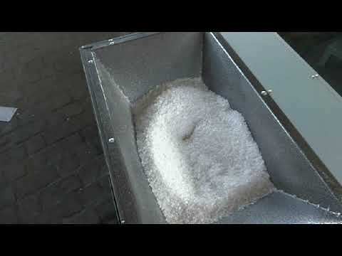 Pet recycling machine for PET bottles. Make polyester fibre for everything.