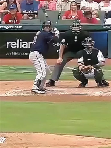 Players Suddenly Dropped to the Ground During a Baseball Game 😳⚡ #baseball #thunder #mlb #sportsnews #fyp