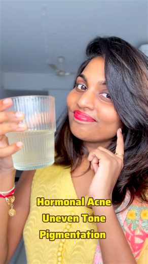 Vishwathmika G S on Instagram: "Flax Water for Glowing Skin FLAXSEED BOILED WATER (Skin Glow Drink) ✨ ✅ Flaxseed boiled water (1–2 lines): Boil 1 tsp flaxseeds in 1 glass (250 ml) water for 5–7 minutes until slightly gel-like, strain and sip warm. 1. Flaxseed boiled water forms a gel rich in mucilage → deeply hydrates skin from within. 2. Loaded with Omega-3 (ALA) → reduces inflammation → helps acne, redness & irritation. 3. Powerful lignans (phyto-antioxidants) → protects collagen → slows wrink