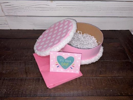 7 Inch Round Gift Box Kit, Pink and White Polka Dotted Round Box, Round Box With Card and Tissue Paper, Gift Supplies, Round Box for Gift - Etsy