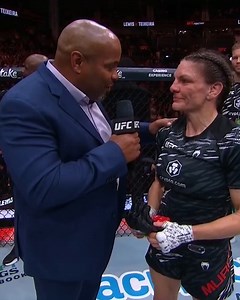 Lauren Murphy held her head high after her final fight before retirement 👏 #UFCNashville | ESPN MMA