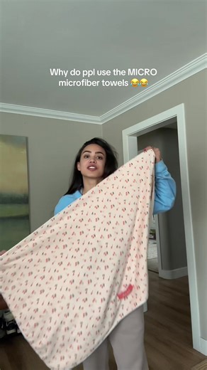 This microfiber is actually an xl one!! | Microfiber Towel