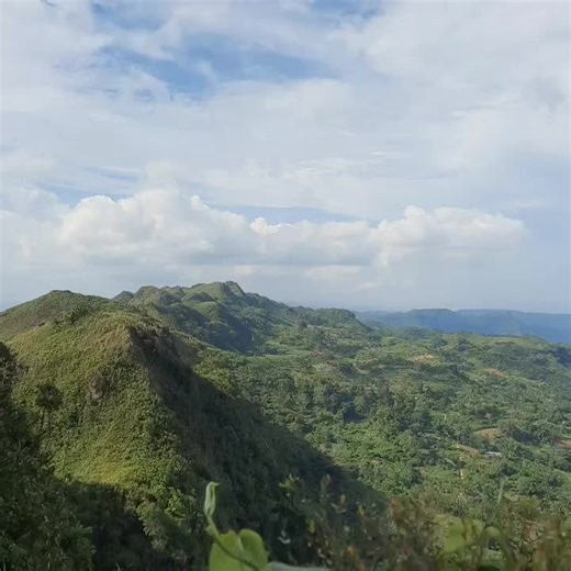 Explore Kandungaw Peak: A Scenic Cebu Adventure