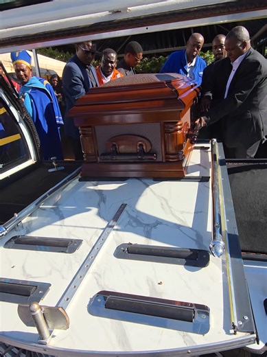 🕊 A dignified farewell, rendered by Segweka & Sons Funeral Services. Contact us or visit our offices for more information. #DignifiedFarewell #SegwekaAndSons #FuneralServices #ContactUs #HereForYouAlways
