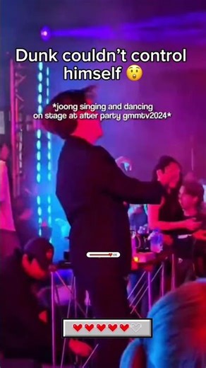 Dunk couldn't control himself 😲