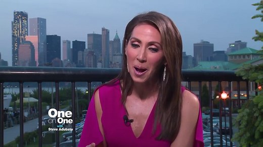 Lauren Simonetti - Biography