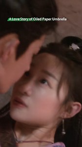 They almost kissed! 🤗 #iQIYI #一伞烟雨 #ALoveStoryofOiledPaperUmbrella #于朦胧 #YuMenglong #AlanYu #李子璇 #LiZixuan #cdrama #costumedrama | iQIYI
