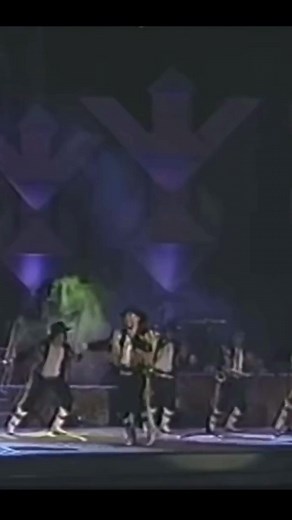 EVA MARIA SE FUE 🕺💃🎶🏖️☀️ #musica #quebradita #baile #letra #retro #noventas #clasicas #evamaria #viral #bandamaguey | Banda Maguey