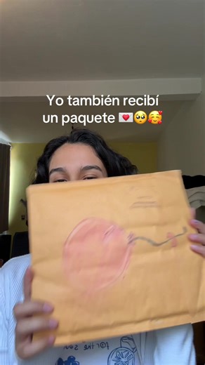 Muchsisimas gracias @LolekGabriela Contreras me encantó tu carta y tus bellas palabras 🥺🤍 Mil gracias a todos los que están formando parte de nuestra comunidad me encanta 🤍🥺 es MARAVILLOSA!! #penpal #penpalmexico #clubdecorreopostal #mailclubmexico #whimsycreaturesmailclub