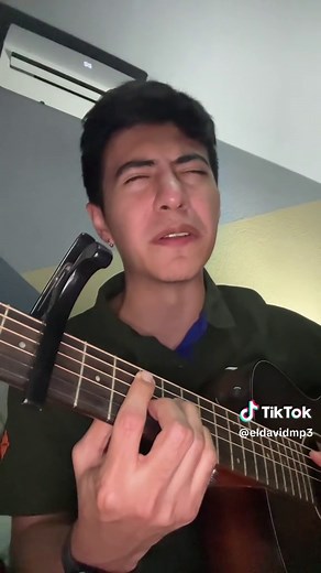 Envíeselo: El fenómeno musical de El David