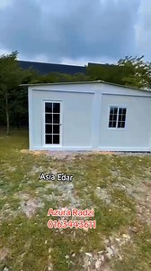 Sesuai untuk pejabat operasi, site office, bilik mesyuarat. • Siap dalam masa singkat, terus boleh guna • Rekabentuk kemas & profesional • Jimat kos, tak perlu binaan berat • Boleh custom ikut layout kerja — ada pantry, bilik manager, ruang meeting semua boleh! Pejabat cantik, team selesa, kerja pun lancar. PM saya sekarang untuk kira bajet & design. #azuraradzi #prefabcabin #modularhouse #AsiaEdar | Modular House