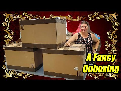 A Fancy Unboxing - Check out the Royal Items we found! You can buy them here!