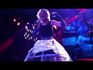 Sugarland incredible machine live