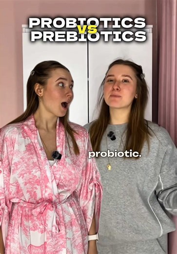 ✨ Probiotics vs Prebiotics — what’s the difference? ✨ 🦠 Probiotics = LIVE “good” bacteria ➡️ They add helpful microbes to your gut ✅ Found in: yogurt, kefir, kimchi, sauerkraut 🍌 Prebiotics = FOOD for those bacteria (fiber) ➡️ They feed your good microbes so they can grow ✅ Found in: bananas, oats, onions, garlic, beans 🔥 Best combo? Both together = happy gut #probiotics #prebiotics #guthealth #microbiome #stomachproblems