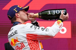 F1 Japan GP LIVE: Race result as Lando Norris misses out after pit-stop clash with Max Verstappen