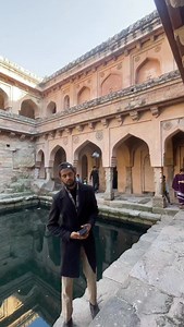 Rajon ki Baoli, Mehrauli Archaeological Park, Made by Rajiya Sultan. #Mehrauli #history #rajonkibaoli #Delhi #minivlog | Rahmat Ali