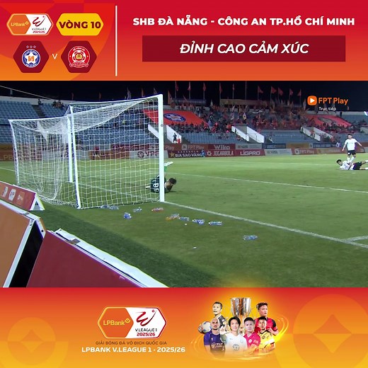 30K views · 242 reactions | Highlights SHB Đà Nẵng vs Công an TP. Hồ Chí Minh | Vỡ oà bước ngoặt cuối trận. #VPF #LPBank #VLeague1 #Season20252026 #ShineTogether #FPTPlay #DongLucSport #Jogarbola #SHBDNvCAHCM | V.League | Facebook