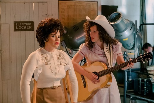 The Untold Story of Patsy Cline and Loretta Lynn's Remarkable Friendship