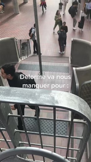 Les endroits iconic de Delorme.. bonne chance aux futurs secondes ! #lycee #viral #findescours #lyceens #delorme #fyp