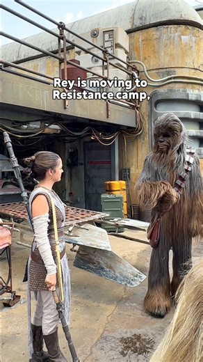 🚨🛸 Galaxy’s Edge characters are getting a MASSIVE upgrade in Disneyland If you love roaming characters and that “living land” feeling, this is the biggest Galaxy’s Edge news yet. With the timeline expansion, Batuu is welcoming iconic Star Wars characters like never before, and they won’t be traditional meet-and-greets. There will be roaming, story-driven appearances that feel natural to the land. Here’s who’s coming (or returning!) 👇 ⭐ Luke Skywalker is returning as a permanent resident of Ba