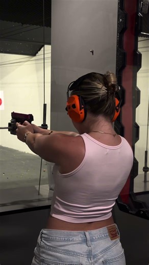 gold coast shooting range! this was so funl😛 #vlog #goldcoast
