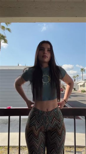 Las Chicas Más Lindas de TikTok: Pelinegras y Blanquitas