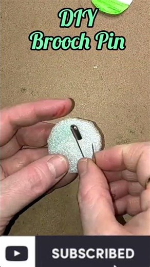 DIY Foam Sheet Tricolour Brooch | Republic Day Badge Making | Easy Tiranga Craft