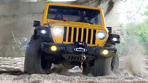 1/10 比例 Jeep 牧马人 Rubicon JL 两门改装车壳 RC4WD TF2 底盘 四驱越野攀爬 遥控车｜作者：Emotional Rc