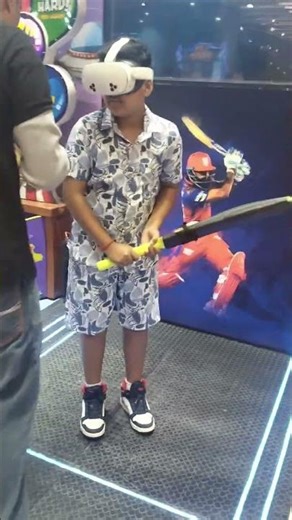 Little Champ exploring VR Cricket – So Real!😲#cricket #vr #vrgead #virtualcricket #smartcricket #vr