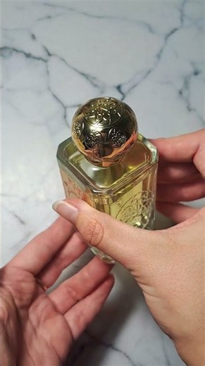 Unintentional ASMR unboxing fragrance Nobile 1942 ✨️