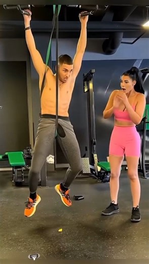 Gym Girls Funny clip 😱