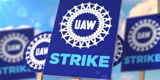 UAW Local 14 members supporting Local 12 members on strike