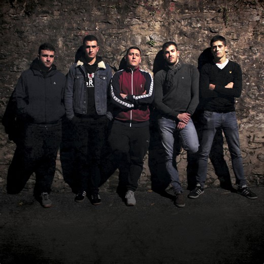 Brigade Loco - Ez dira pasako lyrics