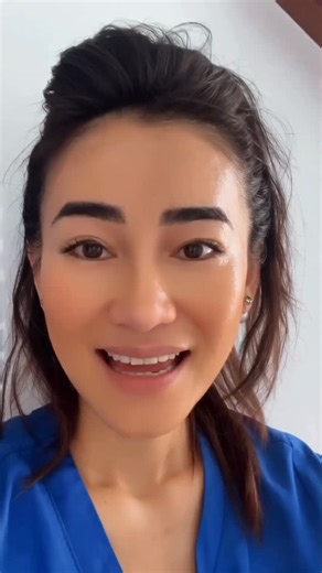 ✋Stop treating telogen effluvium the same as androgenic alopecia The underlying cause for telogen effluvium is not the same as androgenic alopecia so using minoxidil and DHT blockers will be pointless unless you have overlapping androgenic alopecia. The same goes for hair vitamins. Establishing the underlying cause is crucial and it is usually stress, iron or Vitamin D deficiency. • remember to test for ferritin levels for iron deficiency • remember to test for Magnesium levels for Vitamin D def