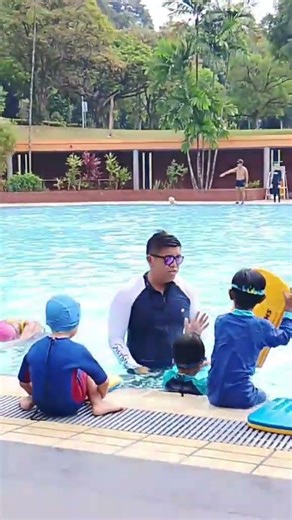 kids swimming class 💪