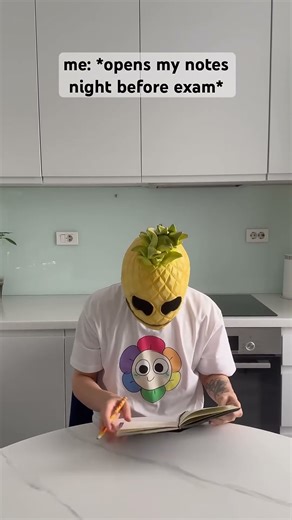 me opens my notes night before exam