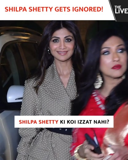 399K views · 1.5K reactions | Shilpa Shetty gets INSULTED in front of the media? Shilpa Shetty faces an interruption as Rituparna Sengupta walks past her during a photo session. #ShilpaShetty | The Live | Facebook