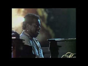 Take the "A" Train - Richard Tee & Steve Gadd 1988