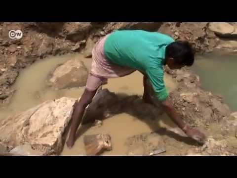 The Curse of the Diamond - Battling Child Labor and Corruption | Global 3000