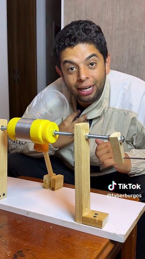 Graba Tu Voz con un Vaso: Fonógrafo Casero