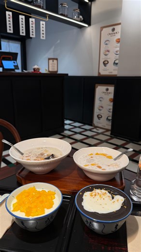 pathanfoodies | halal food in birmingham | 📍I Tongseoi & Dessert, China Town 🍨✨{INVITE} Rating: 7/10 ⁃ Signature feast (£9.80) ⁃ Mango steamed milk pudding (£6.80) ⁃ Mango... | Instagram
