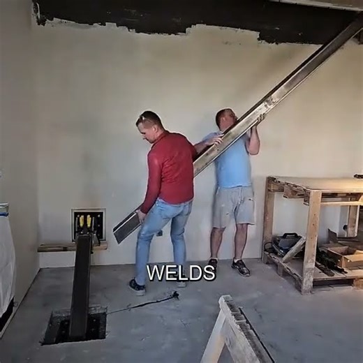 🤯 Floating Stairs: Impossible Build!